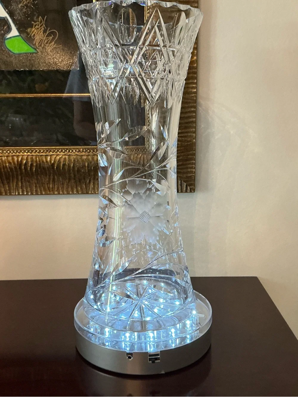 America Brilliant Period Cut Glass Corset Vase - Picture 7 of 8